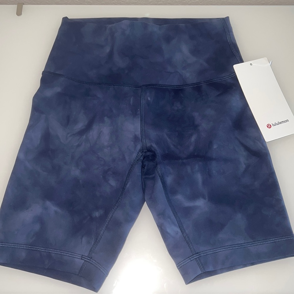 Lululemon biker shorts